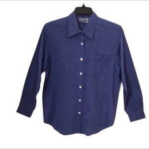 Erika & Co. Woman’s Blue Button Down Shirt. Size Medium.